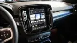 Volvo EX40 - Miniatura 11