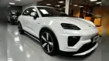 Porsche Macan - Miniatura 2