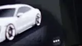 Porsche Taycan - Miniatura 12