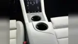 Porsche Taycan - Miniatura 11