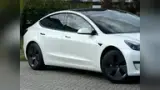 Tesla Model 3 - Miniatura 13
