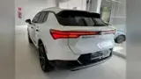 Chevrolet Equinox EV - Miniatura 11