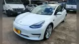 Tesla Model 3 - Miniatura 2