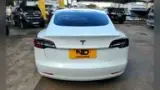 Tesla Model 3 - Miniatura 4