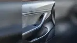 Tesla Model 3 - Miniatura 13