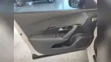 Peugeot E-2008 - Miniatura 8