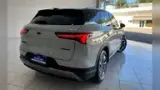 Chevrolet Captiva EV - Miniatura 18
