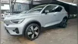 Volvo EX40 - Miniatura 6