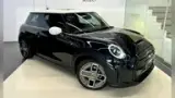 Mini Cooper SE - Miniatura 3