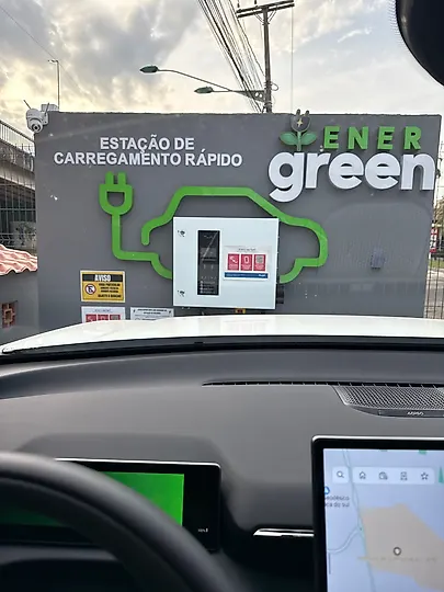 Foto 1 da estação EnerGreen Posto BR / Rotatória UFMT