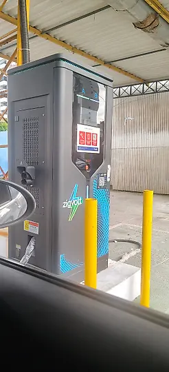 Foto 1 da estação Zigvolt - Lava Jato Brasão
