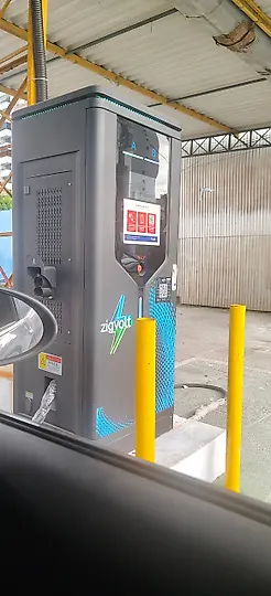 Foto 1 da estação Zigvolt - Lava Jato Brasão