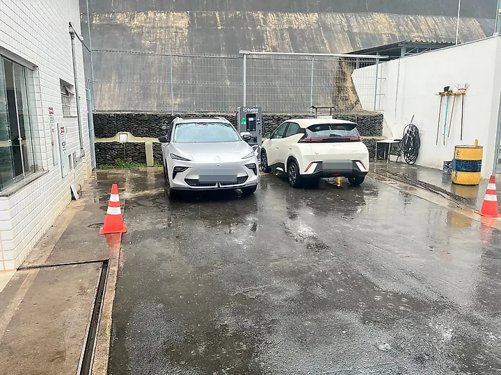 Foto 5 da estação Turbo Recarga - Rede 1000 (MG-424)