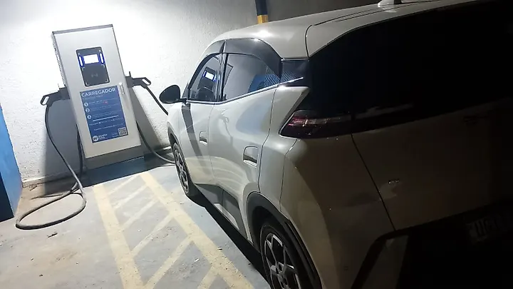 Foto 2 da estação Recarga Azul (Estacionamento Ao Lado Da Caixa)