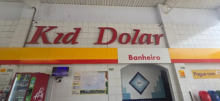 Foto 4 da estação Silva Jardim Norte - Volvo Posto Kid