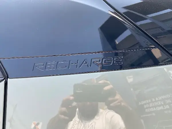 Volvo XC40 Recharge - Imagem 15