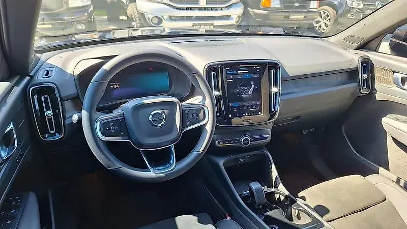 Volvo XC40 Recharge - Imagem 21