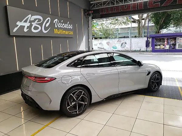 BYD Seal - Imagem 15