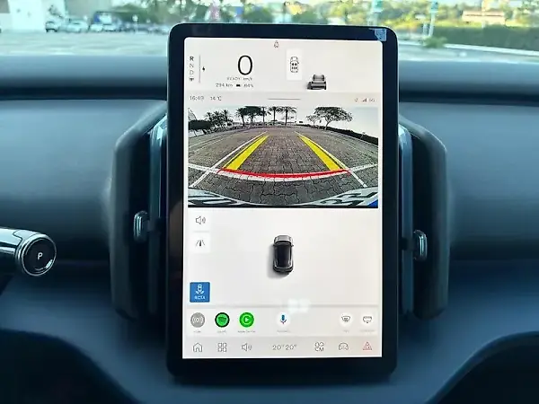 Volvo EX30 - Imagem 18