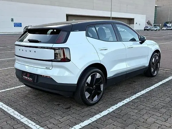 Volvo EX30 - Imagem 6