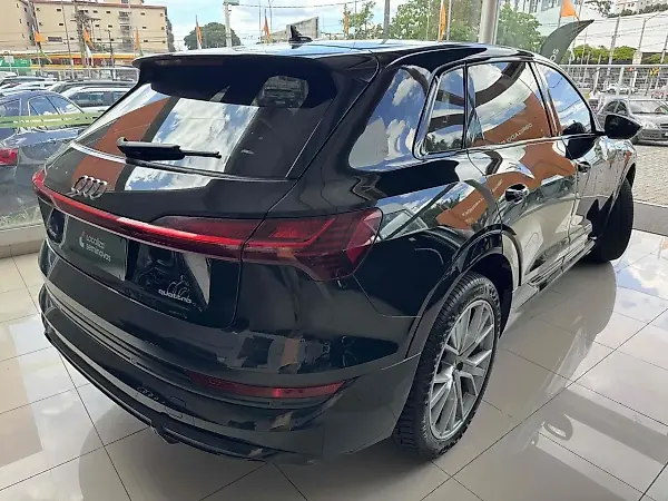 Audi E-tron Sportback - Imagem 6