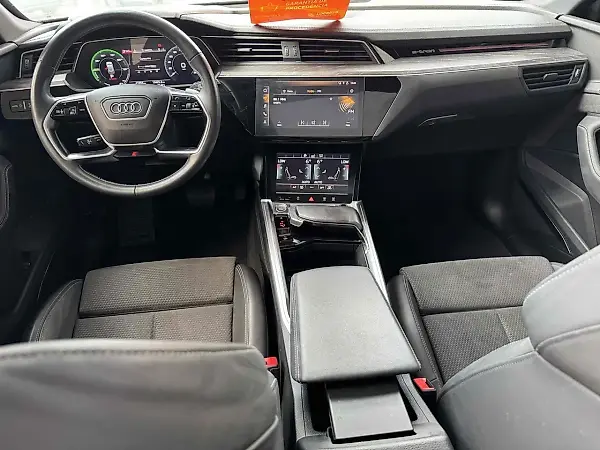 Audi E-tron Sportback - Imagem 11