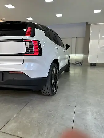 Volvo EX30 - Imagem 11