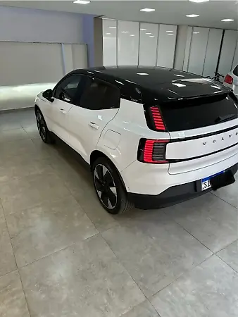 Volvo EX30 - Imagem 8