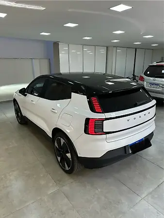 Volvo EX30 - Imagem 7