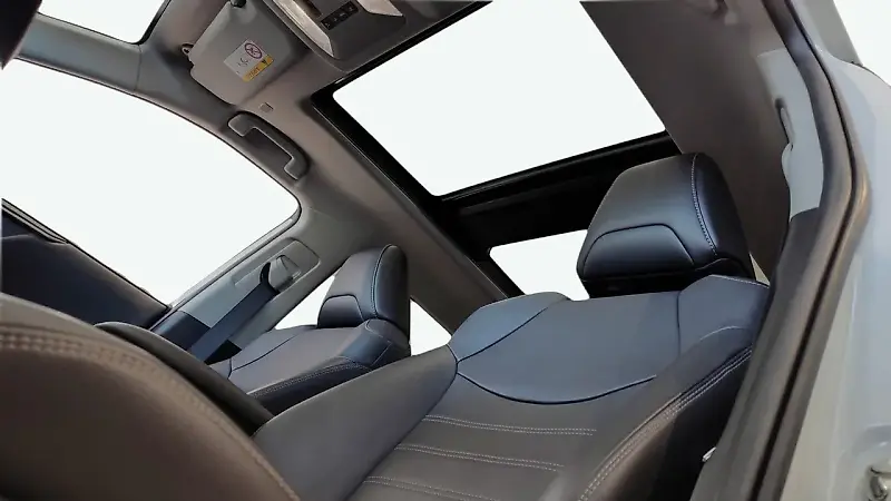 Toyota Rav4 EV - Imagem 12