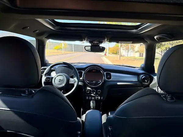 Mini Cooper SE - Imagem 10