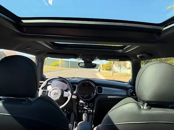 Mini Cooper SE - Imagem 11