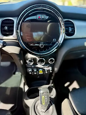 Mini Cooper SE - Imagem 16