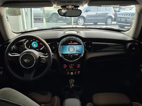 Mini Cooper SE - Imagem 7
