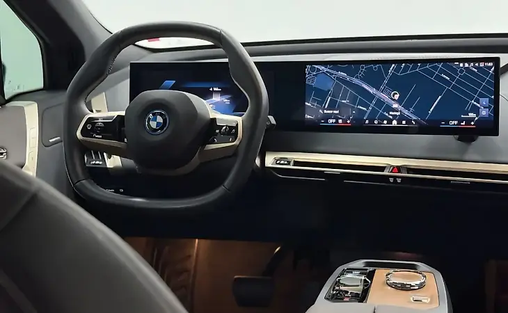 BMW Ix - Imagem 5