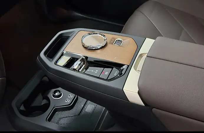BMW Ix - Imagem 6