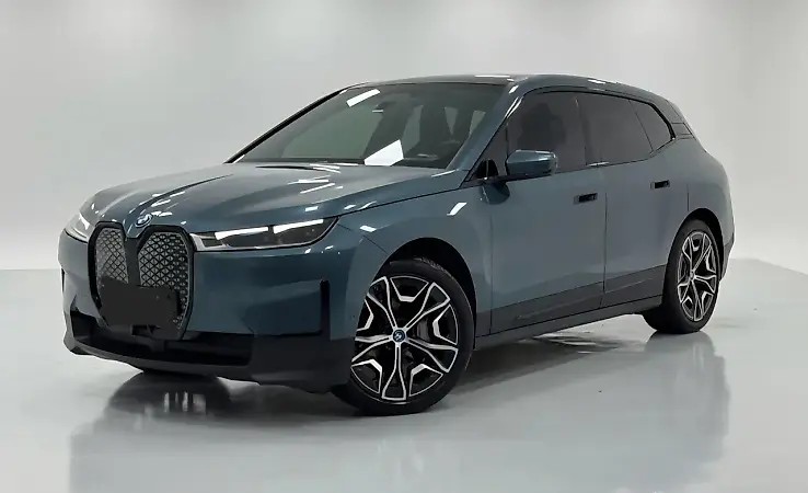 BMW Ix - Imagem 1