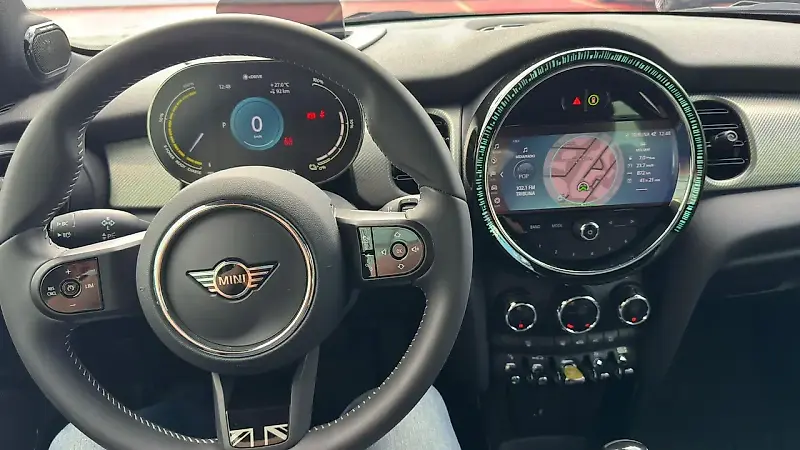 Mini Cooper SE - Imagem 10