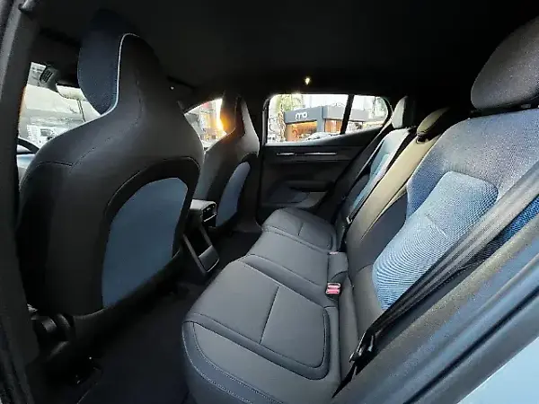 Volvo EX30 - Imagem 13