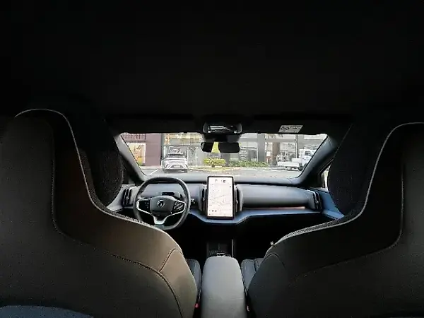 Volvo EX30 - Imagem 15