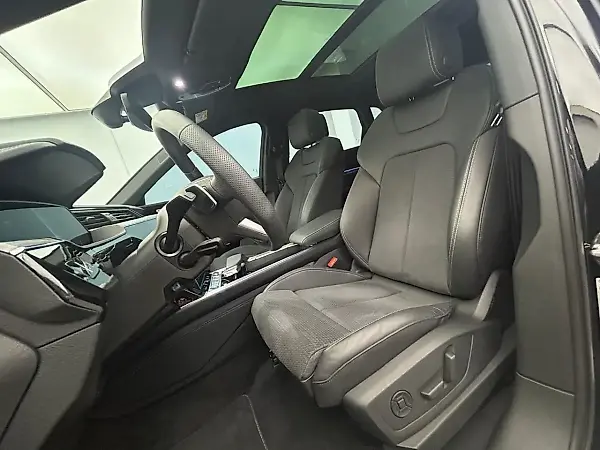 Audi Q8 Sportback E-tron - Imagem 5