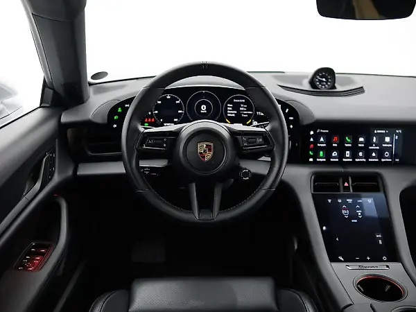 Porsche Taycan - Imagem 14