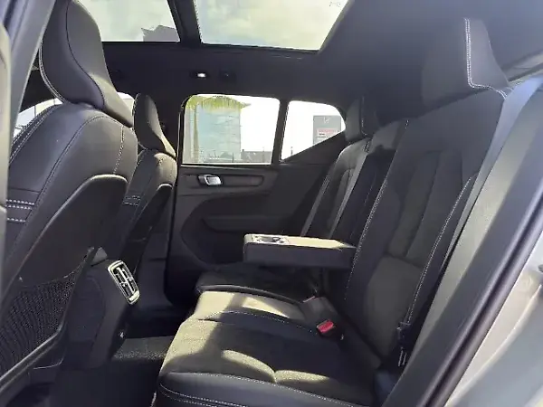 Volvo XC40 Recharge - Imagem 15