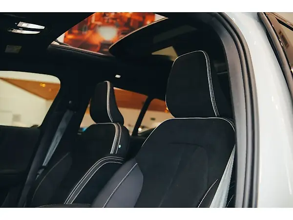 Volvo XC40 Recharge - Imagem 19