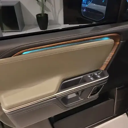 Rivian R1t - Imagem 17