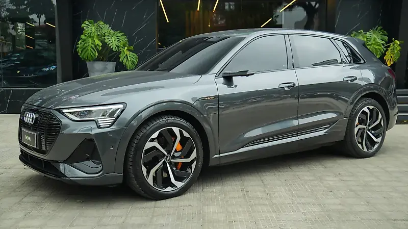 Audi E-tron - Imagem 1
