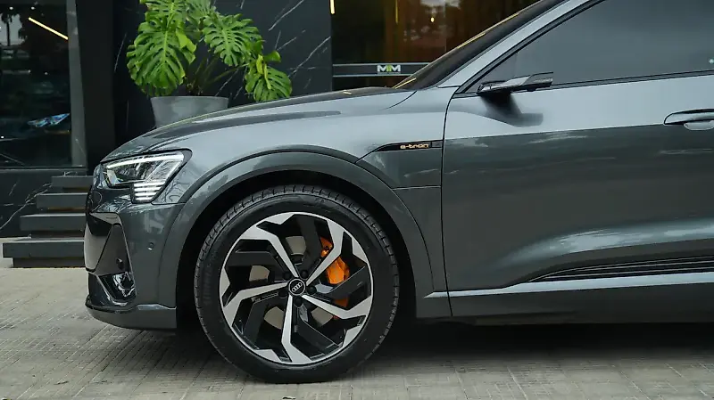 Audi E-tron - Imagem 19