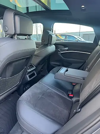 Audi E-tron Sportback - Imagem 12