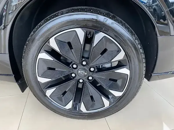 Chevrolet Blazer EV - Imagem 15