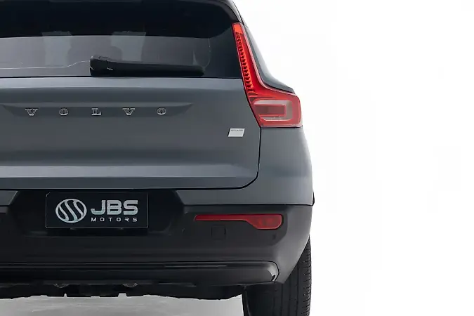 Volvo XC40 Recharge - Imagem 8